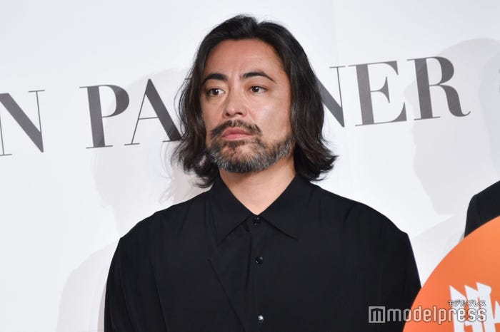 山田孝之(C)モデルプレス