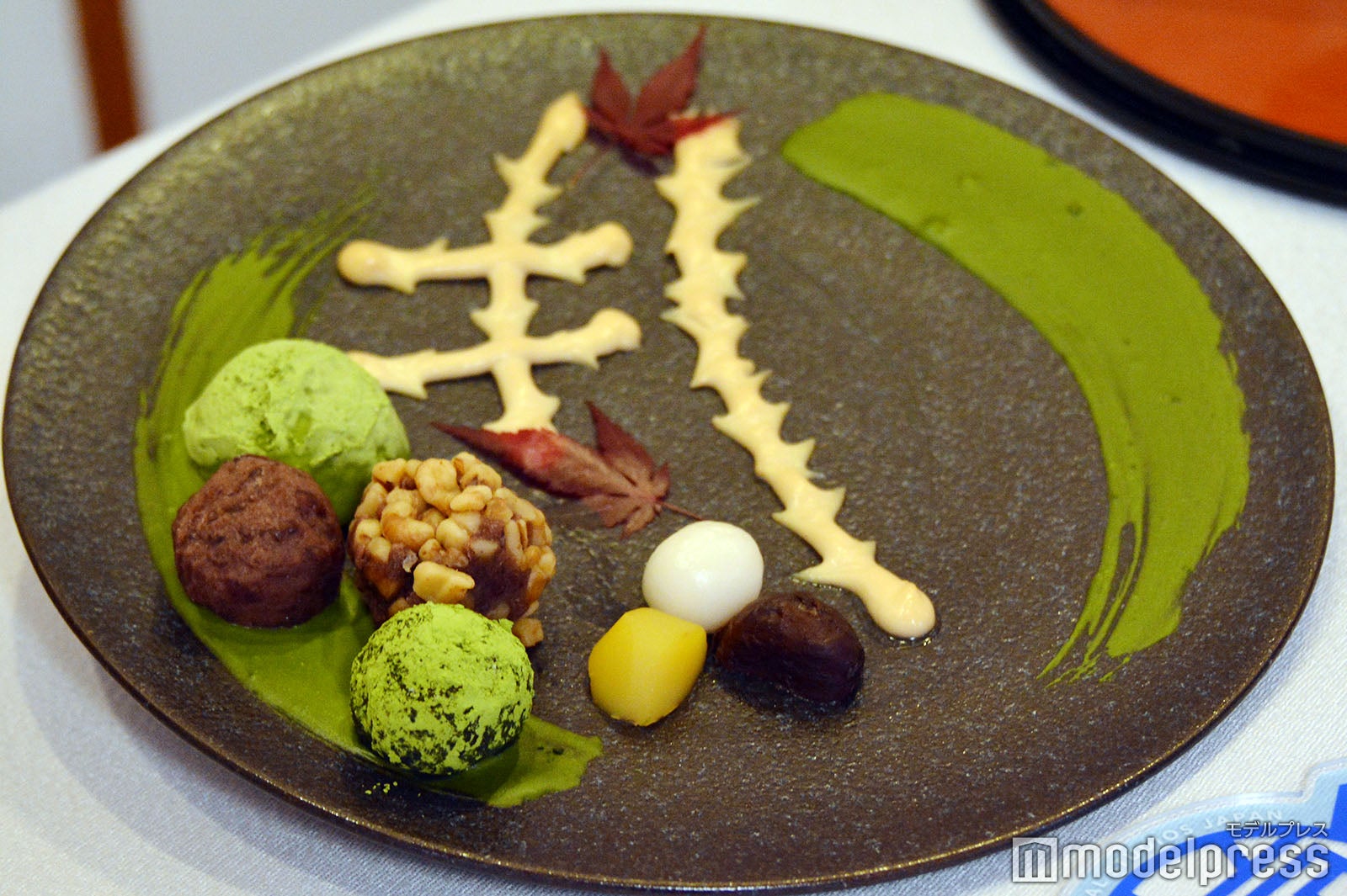 （C）モデルプレス