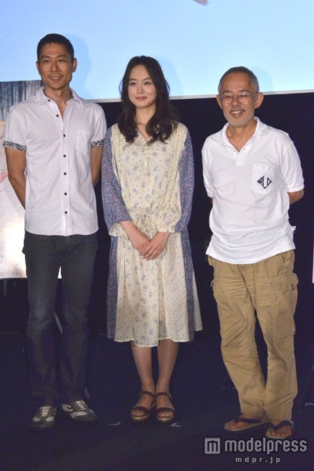 （左から）西村義明プロデューサー、朝倉あき、鈴木敏夫プロデューサー