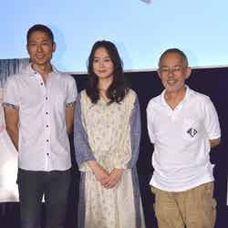 （左から）西村義明プロデューサー、朝倉あき、鈴木敏夫プロデューサー