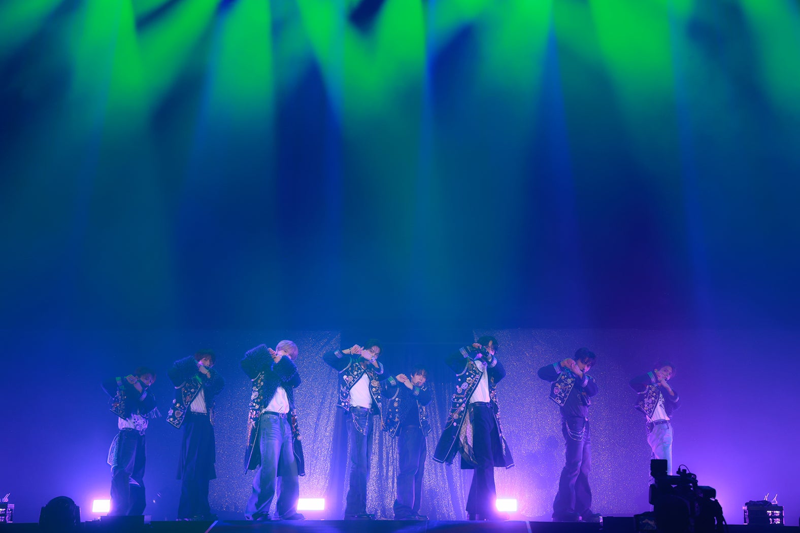 OWV＆OCTPATH、2DAYSワンマンライブで合同楽曲初披露 サプライズ発表も続々【OWV・OCTPATH MASHUP LIVE 2025 TWO THRONE】