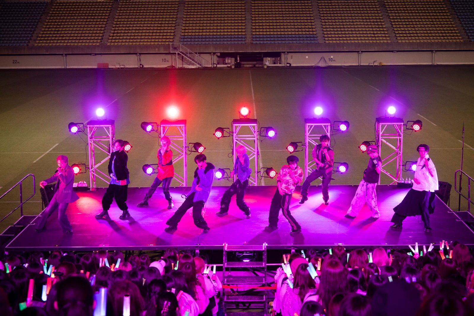 超特急（C）米山三郎