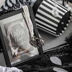 モノクロ・ゴシック スイーツパーティー/画像提供:ベストブライダル