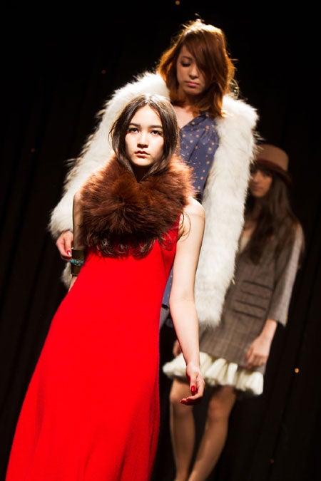 mona（「ラフォーレファッションウィーク'11」より）