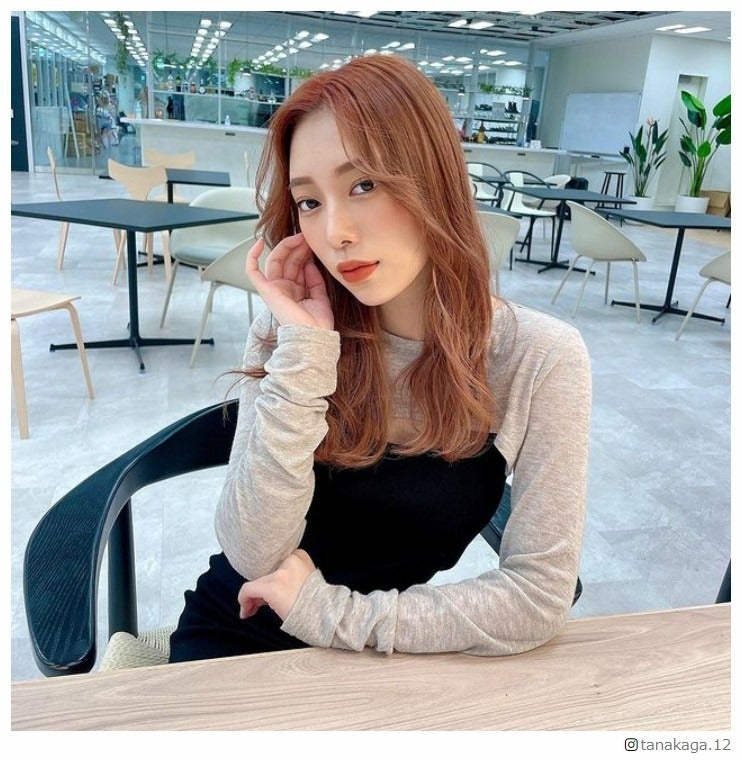 パパラピーズ・タナカガ“オレンジヘア”復活 ピンク・青…奇抜カラーも話題に「毎度最高記録更新」「どの髪色も似合う」