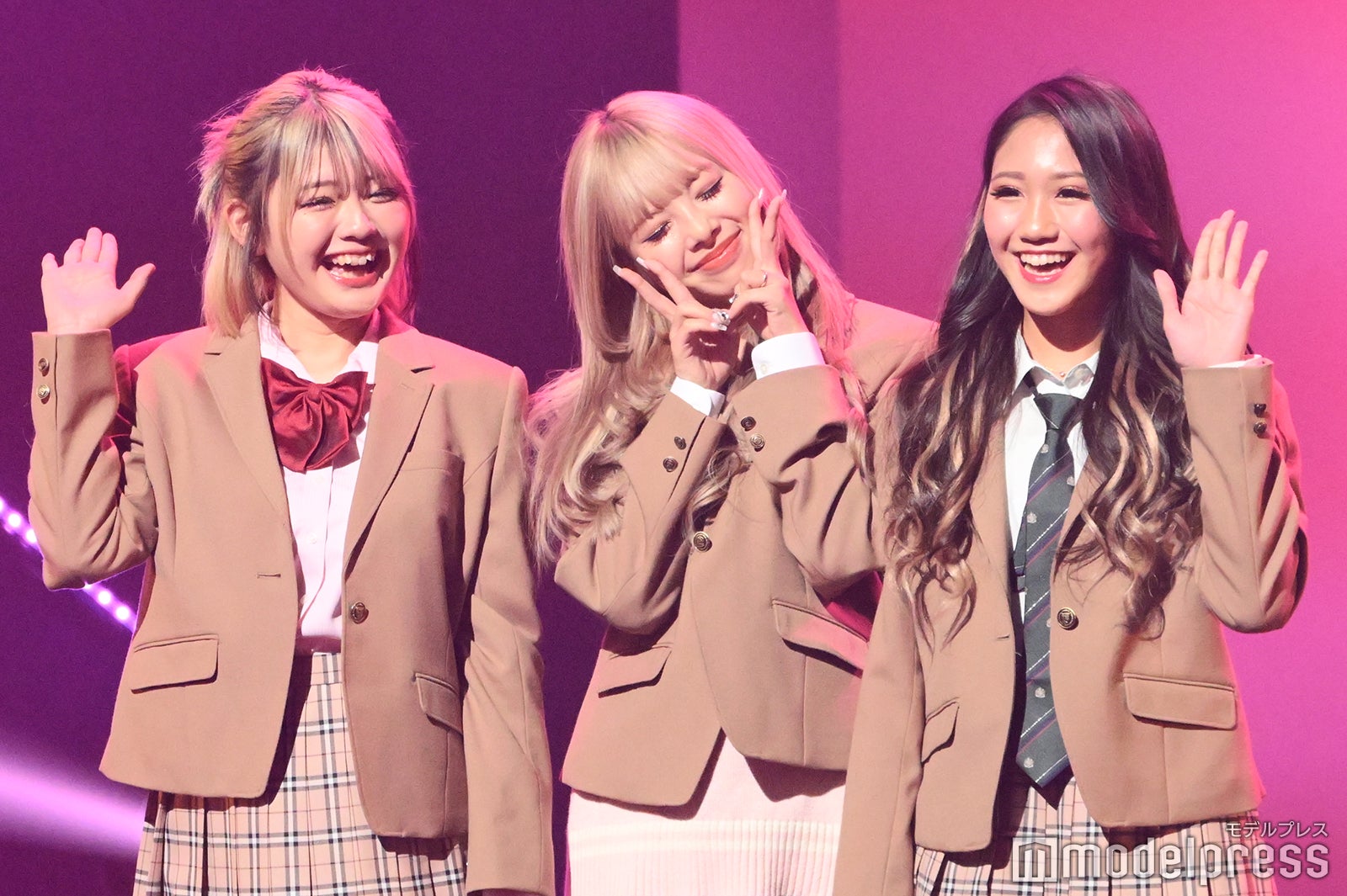 （C）モデルプレス