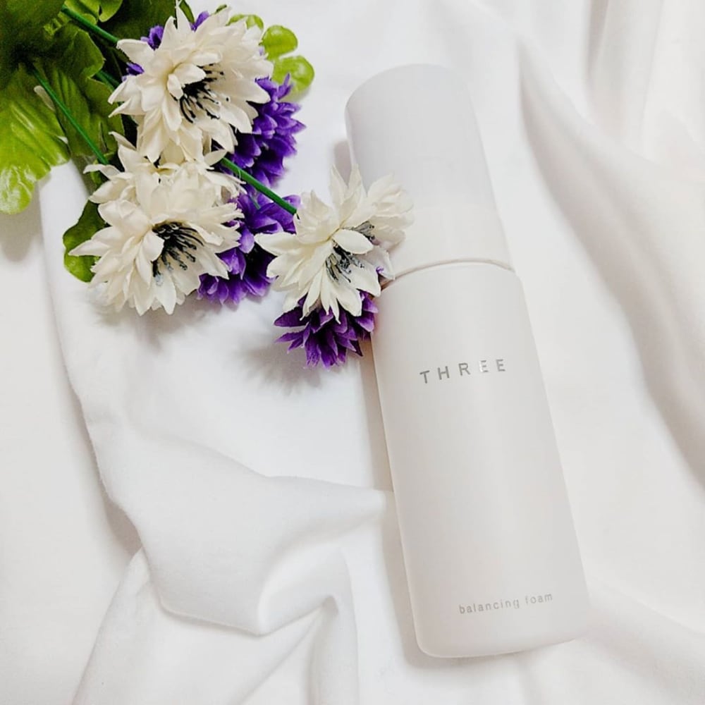 THREEバランシングフォームR