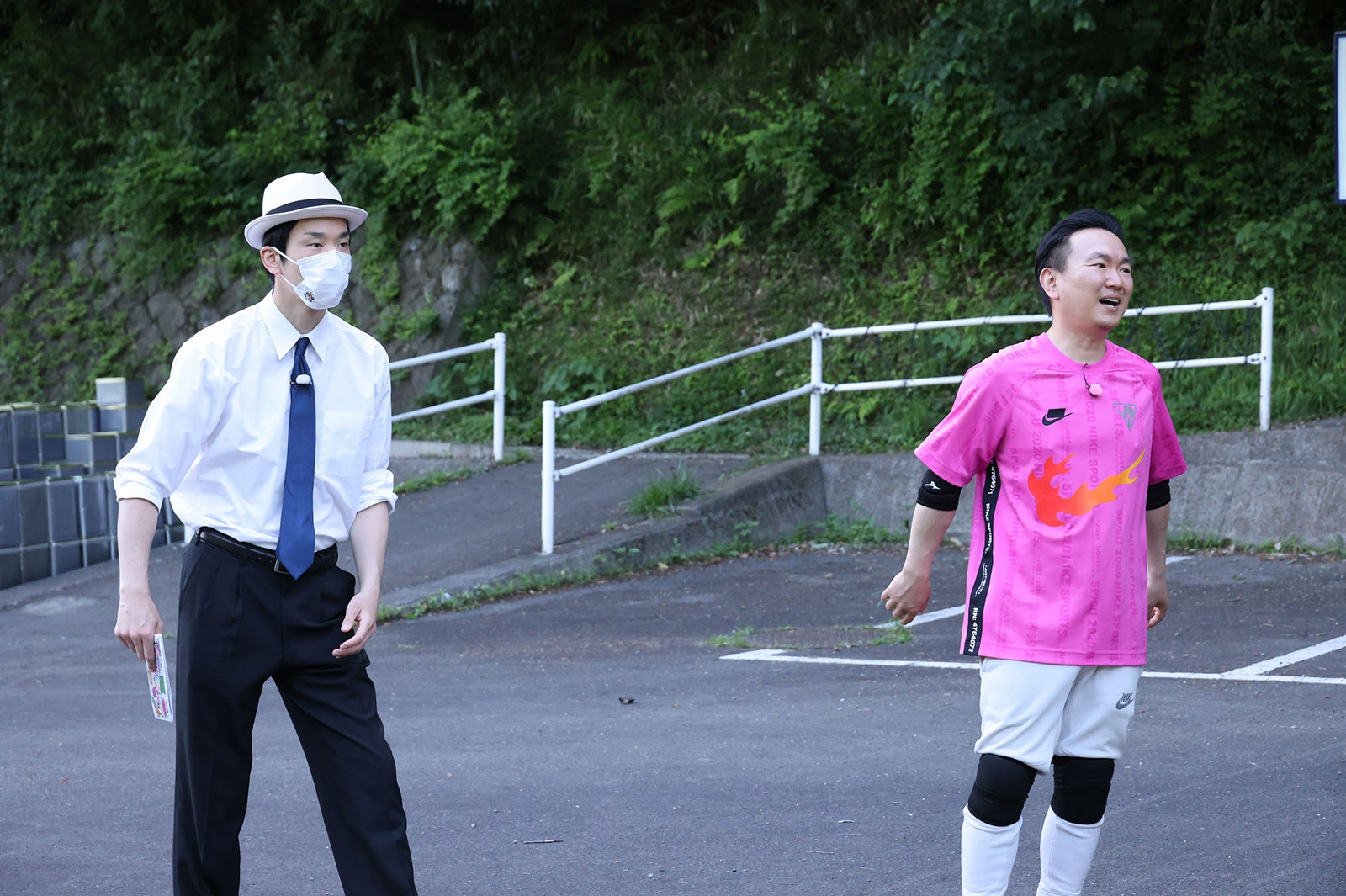 濱家隆一、山内健司（C）カンテレ