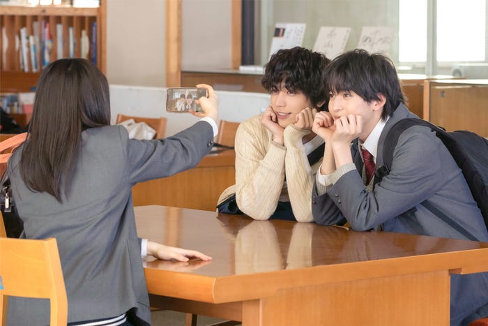 桜田ひより、板垣瑞生、高橋文哉(C)2023「交換ウソ日記」製作委員会