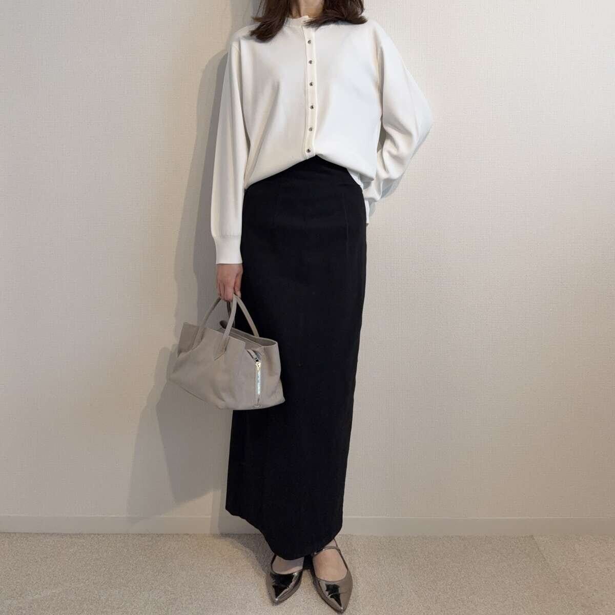 PLST　UVカットレーヨンブレンドメタルボタンカーディガンのスカートコーデ
