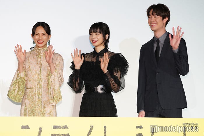 臼田あさ美、小松菜奈、宮沢氷魚(C)モデルプレス