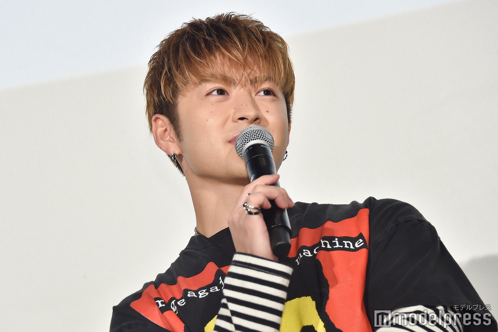 佐野玲於（C）モデルプレス