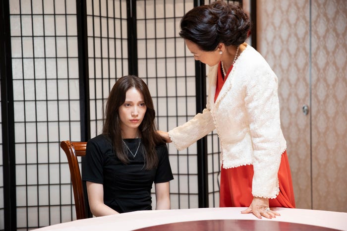 中村ゆりか「チェイサーゲームW2 美しき天女たち」第4話(C)「チェイサーゲームW2」製作委員会