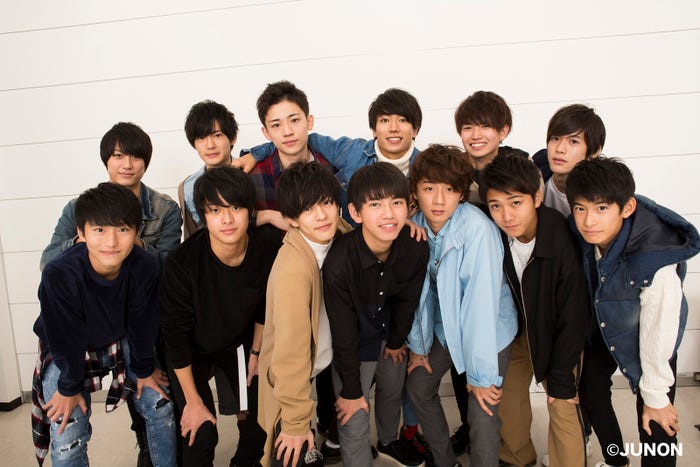 昨年の第30回ジュノン・スーパーボーイ・コンテストファイナリスト13名(写真提供:主婦と生活社)