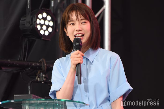 MCを務めた弘中綾香アナウンサー(C)モデルプレス