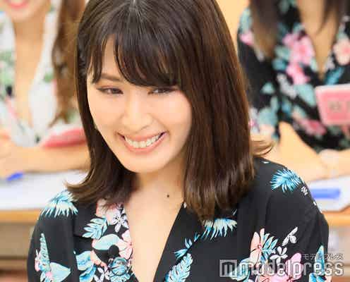 グラドル金子智美、生放送で美バスト披露 “ポロリ”体験明かす