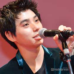 モデルプレス - 村上虹郎、主演映画で栄誉獲得 “宝石の原石俳優”に輝く<第31回東京国際映画祭>