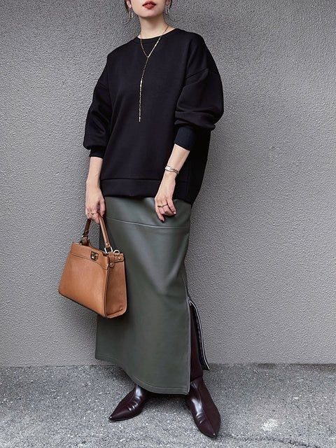 スウェット×スカート コーデ スウェット×スカートコーデ2