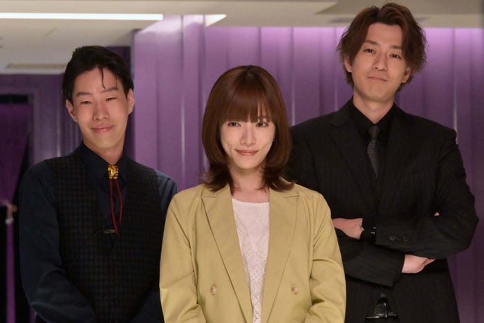 坂口涼太郎、桜井ユキ、三浦翔平「ホスト相続しちゃいました」第9話より(C)カンテレ