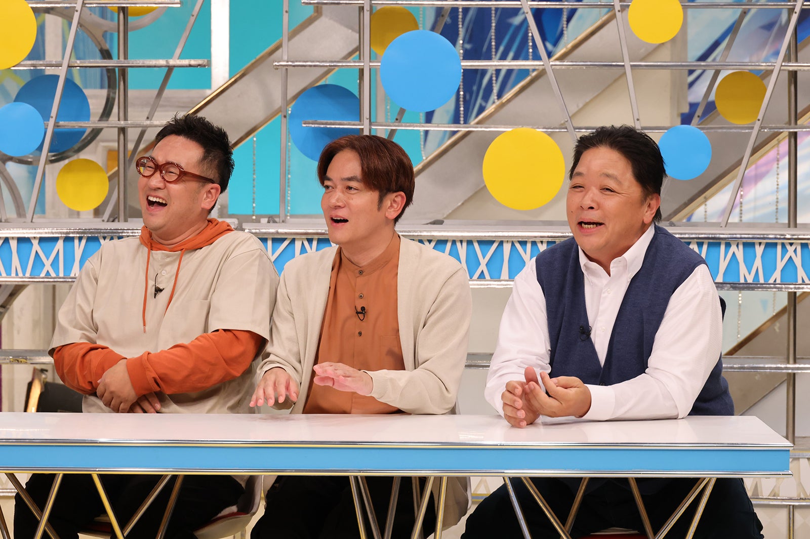 なすなかにし（中西茂樹、那須晃行）、伊集院光（C）カンテレ