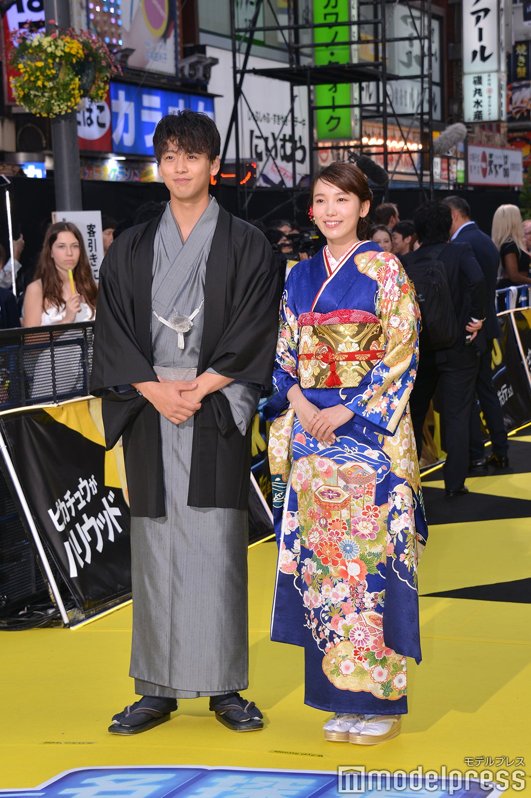 竹内涼真、飯豊まりえ（C）モデルプレス