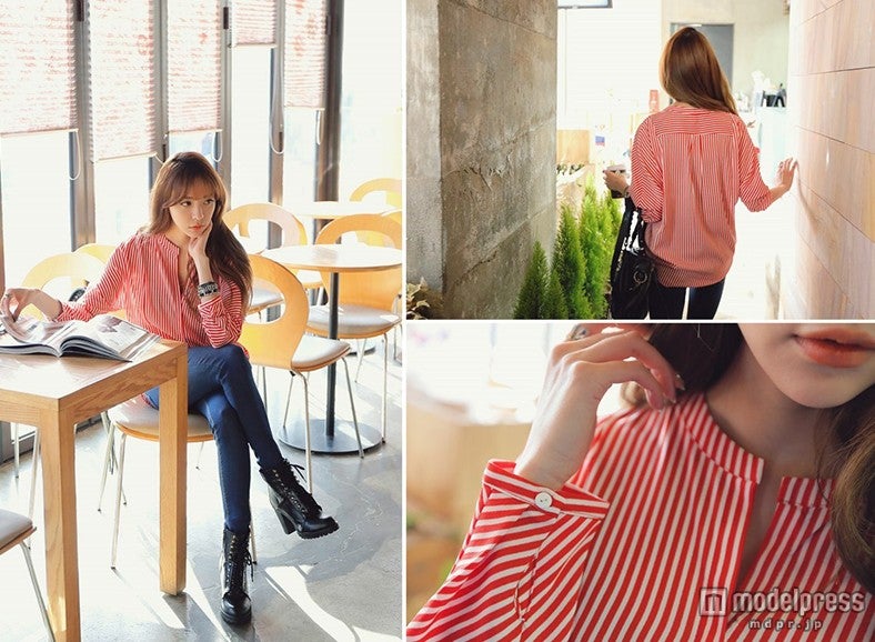 色鮮やかな赤が目を引くノーカラーストライプシャツ画像提供：「ogage japan」