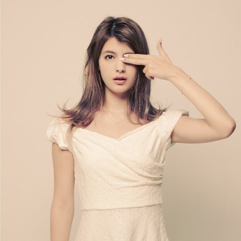 マギーを起用した近藤晃央 6th single「心情呼吸」初回生産限定盤のジャケット