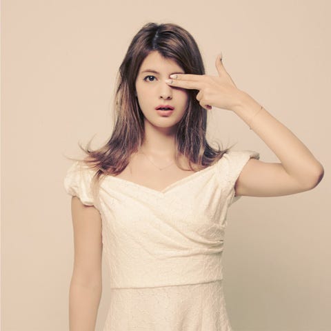 マギーを起用した近藤晃央 6th single「心情呼吸」初回生産限定盤のジャケット