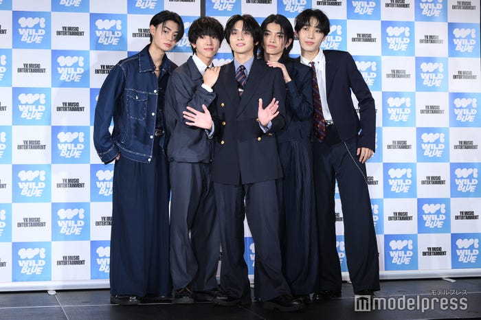 WILD BLUE(左から)鈴陽向、池田優斗、山下幸輝、宮武颯、鈴川直弥(C)モデルプレス