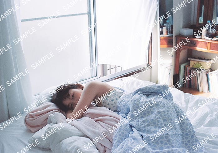 @Loppi・HMV限定特典:鳴海唯/photo by 三森いこ(提供写真)