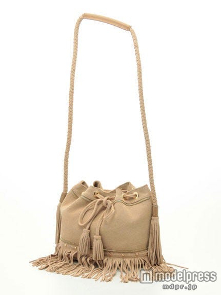 スエードフリンジBAG「AULA AILA」31,320円(税込)