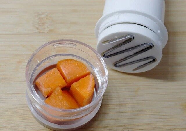 ダイソー　ミニ野菜チョッパー