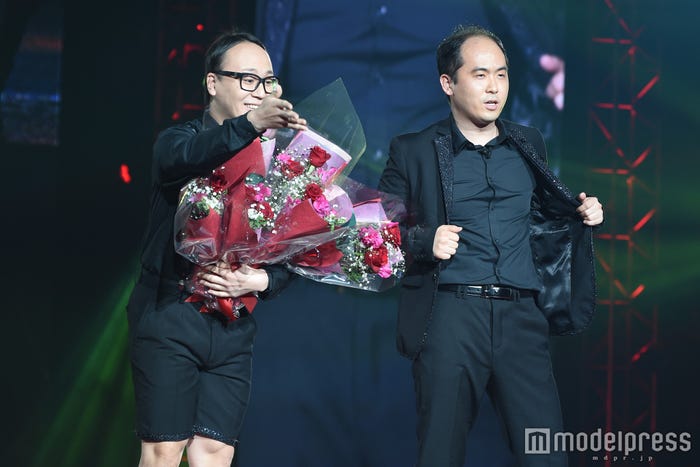 「PERFECT HUMAN」のパクリネタを披露したトレンディエンジェル/たかし、斎藤司(C)モデルプレス