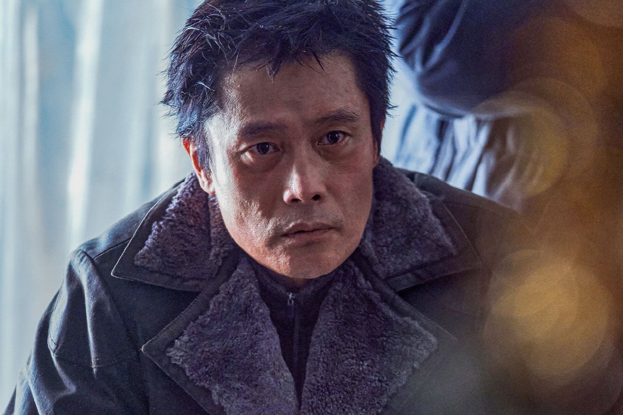 イ・ビョンホン「コンクリート・ユートピア」（C）2023 LOTTE ENTERTAINMENT & CLIMAX STUDIO, INC. ALL RIGHTS RESERVED.