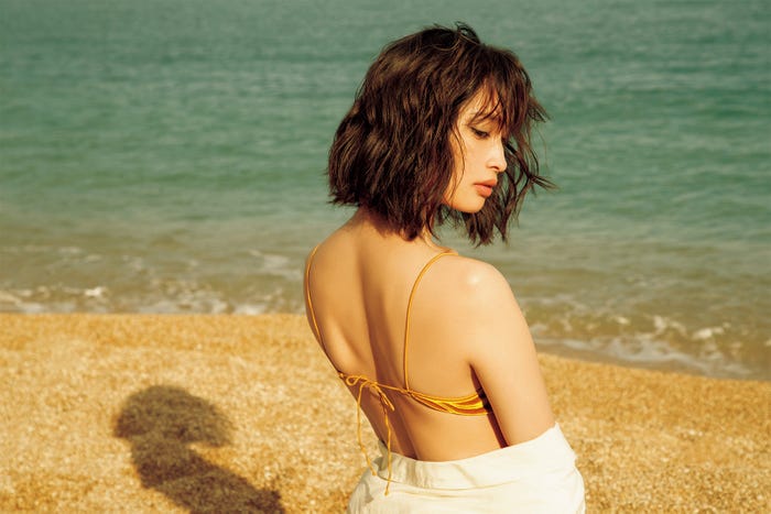 大政絢「BE BEAUTIFUL Aya Omasa Beauty Book」より(C)SDP