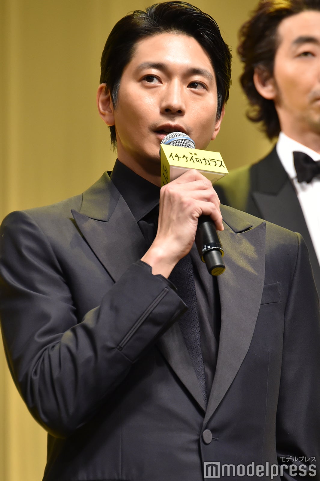 竹野内豊・黒木華・斎藤工・西野七瀬ら、約1500人の前にド派手に登場 