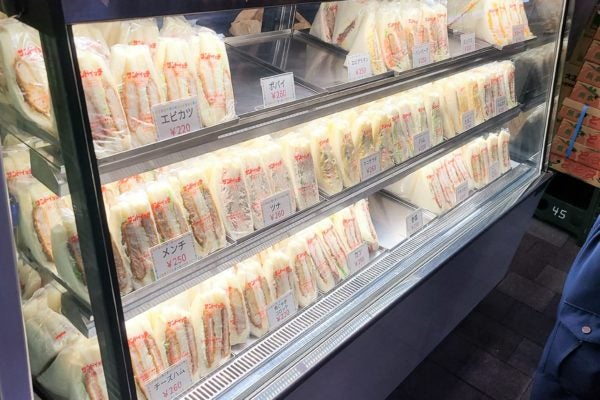 西日暮里　ポポ－