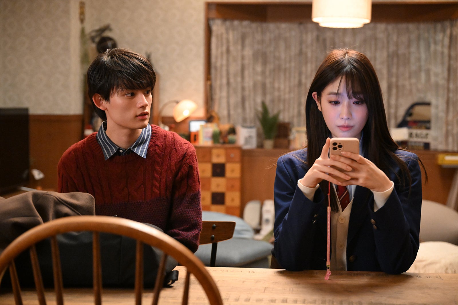 藤原大祐、高橋ひかる「リビングの松永さん」第5話より（C）カンテレ