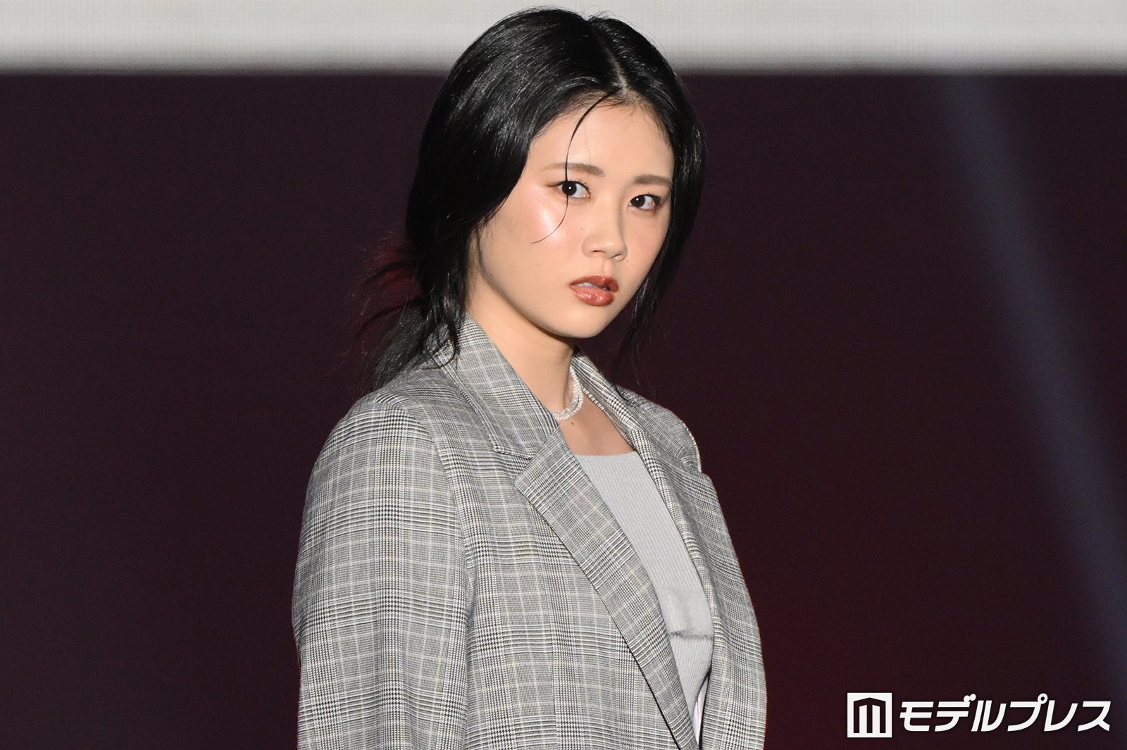 元ME:I・佐々木心菜、堂々ランウェイに歓声 プレッピースタイリングが大人っぽい【TGC北九州2026】