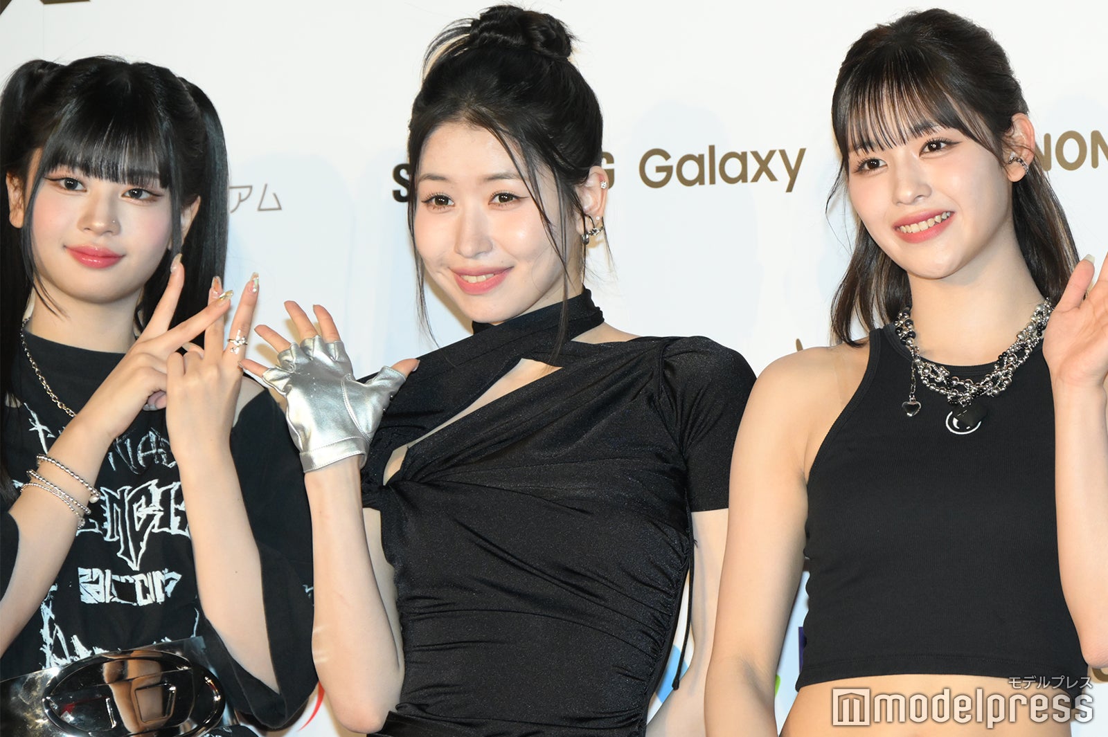 RINON（村上璃杏）、MOMONA（笠原桃奈）、RAN（石井蘭）／ME:I（C）モデルプレス