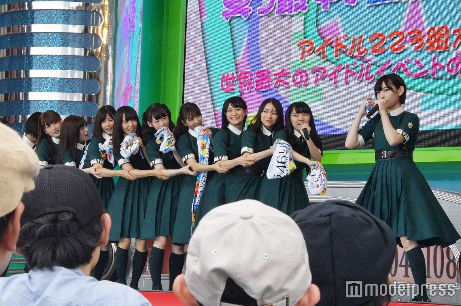 平手友梨奈、守屋茜、齋藤冬優花、渡邉理佐、菅井友香、小池美波、小林由依、織田奈那、佐藤詩織、米谷奈々未、志田愛佳（C）モデルプレス