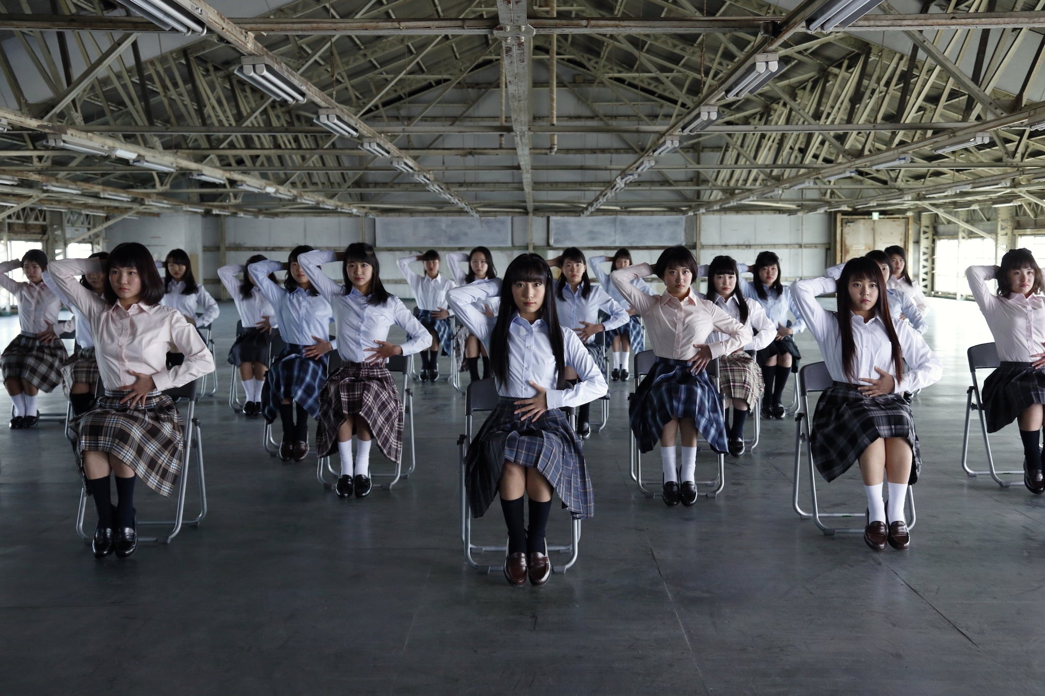 ECC外語学院によるダンス動画