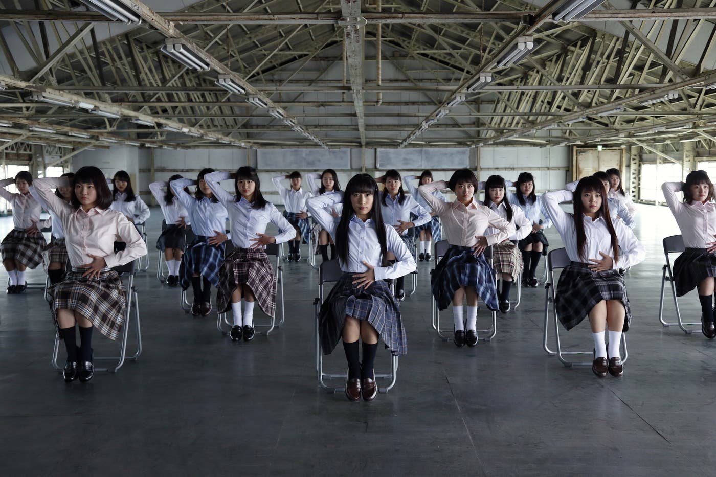 ECC外語学院によるダンス動画