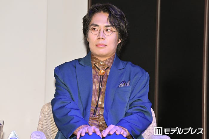 くるま(C)モデルプレス