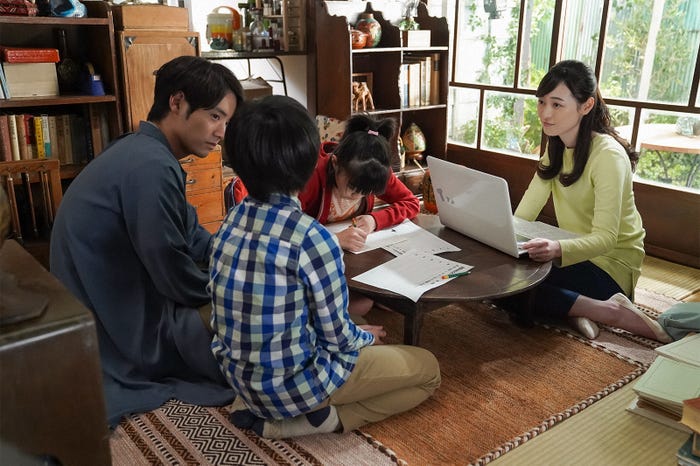 赤楚衛二、中須翔真、徳網まゆ、福原遥/「舞いあがれ!」第99話(C)NHK