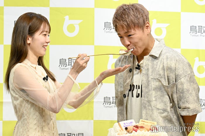 川口葵、武尊(C)モデルプレス