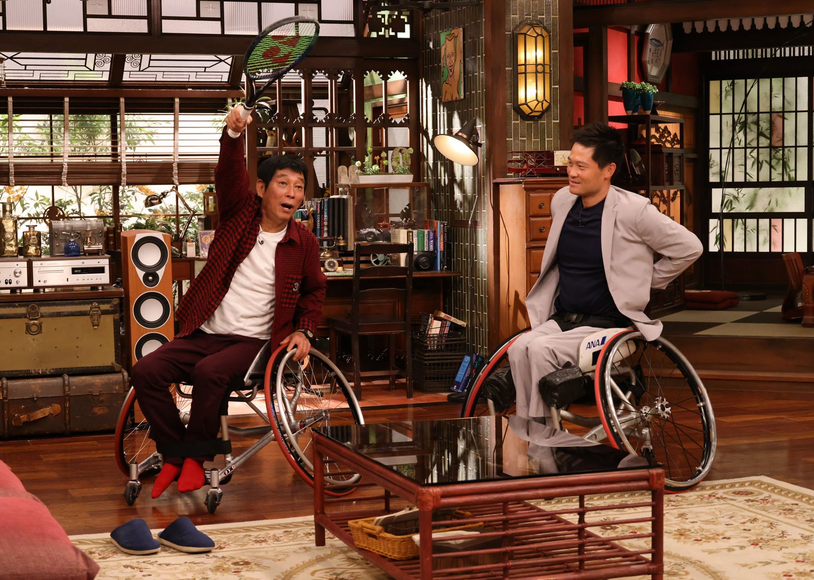 明石家さんま、国枝慎吾選手 （C）カンテレ