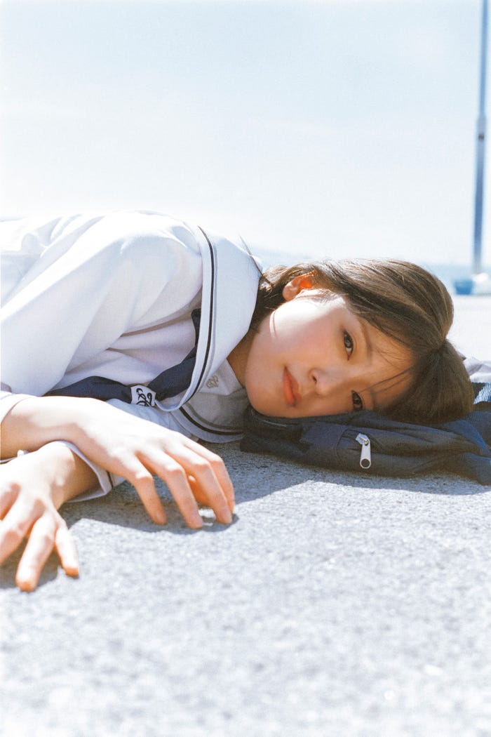 工藤美桜1st写真集『KIMINOMIO』より(提供写真)