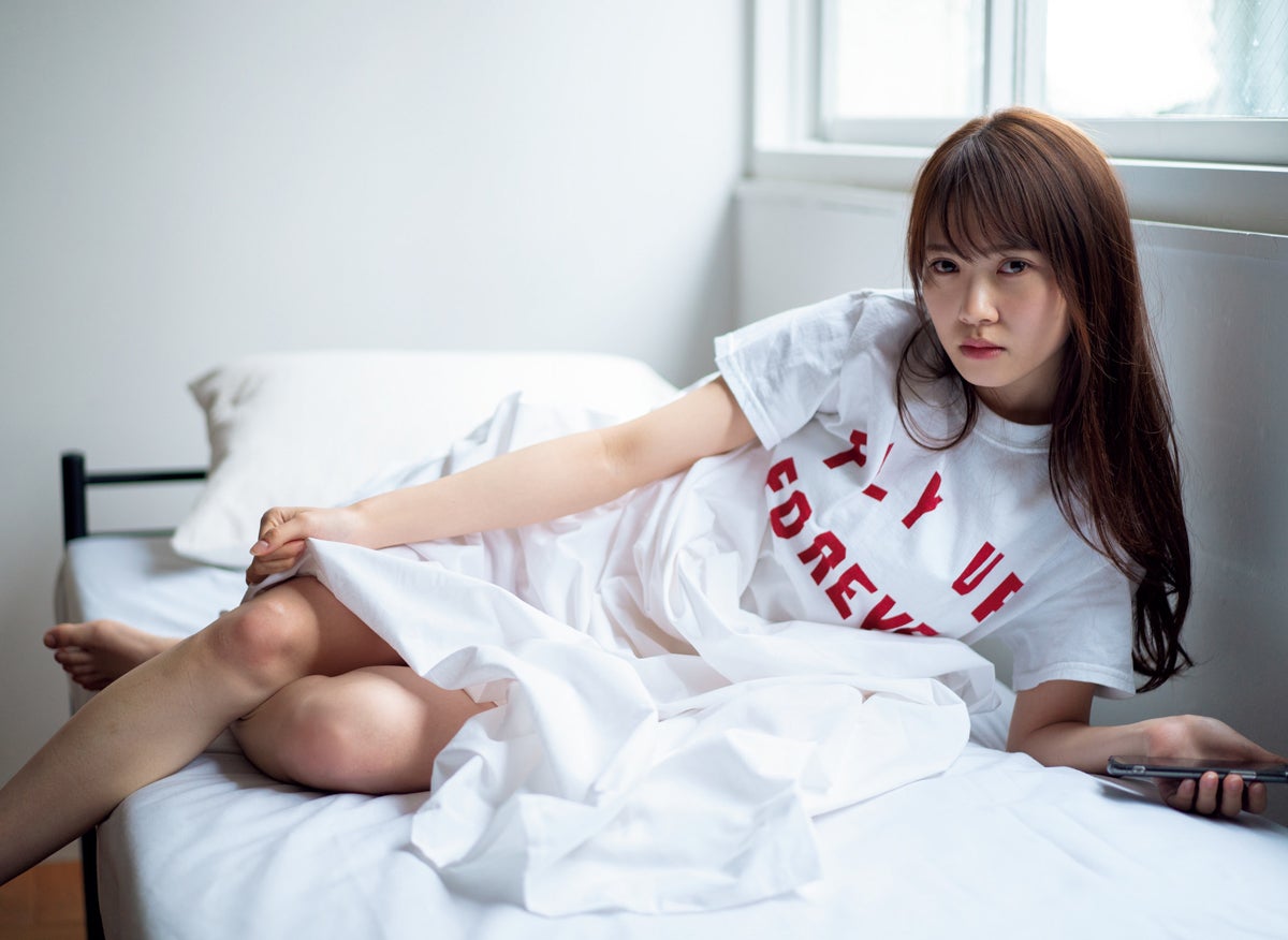 加藤史帆（C）HIROKAZU／週刊プレイボーイ