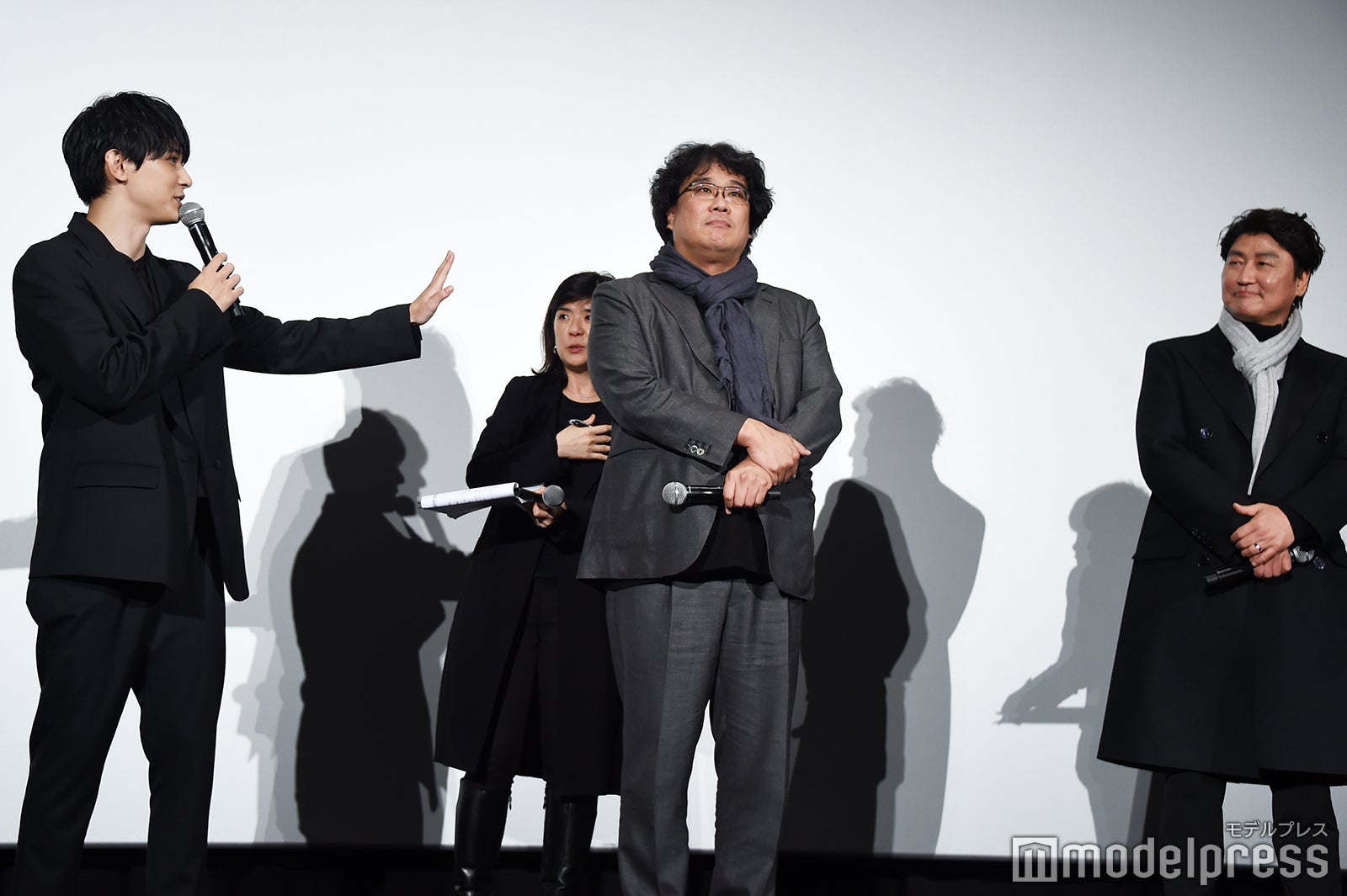 （左から）吉沢亮、ポン・ジュノ監督、ソン・ガンホ （C）モデルプレス